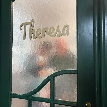 Lägenhet Premium Theresa *